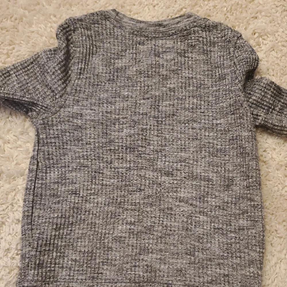 5 For $25 Old Navy Gray Long Sleeve Shirt With‎ Pocket Boys Size 4T